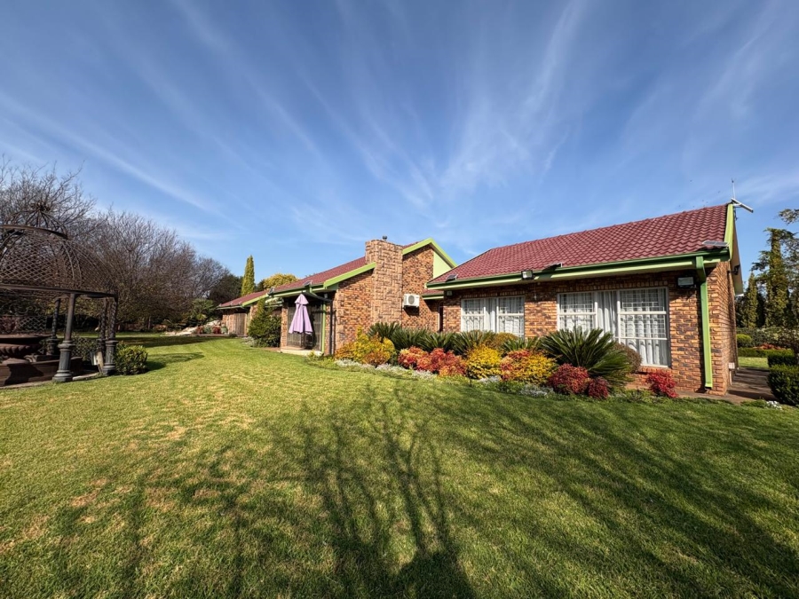 6 Bedroom Property for Sale in Meyerton Ext 6 Gauteng