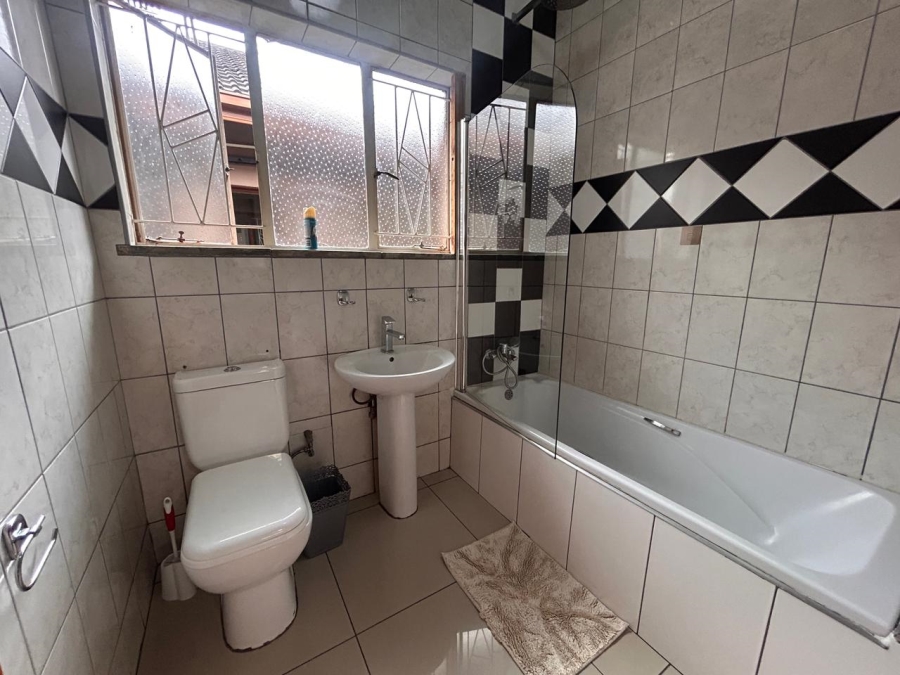 20 Bedroom Property for Sale in Vanderbijlpark SE 7 Gauteng