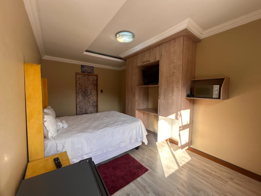 20 Bedroom Property for Sale in Vanderbijlpark SE 7 Gauteng