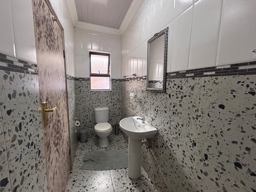 20 Bedroom Property for Sale in Vanderbijlpark SE 7 Gauteng