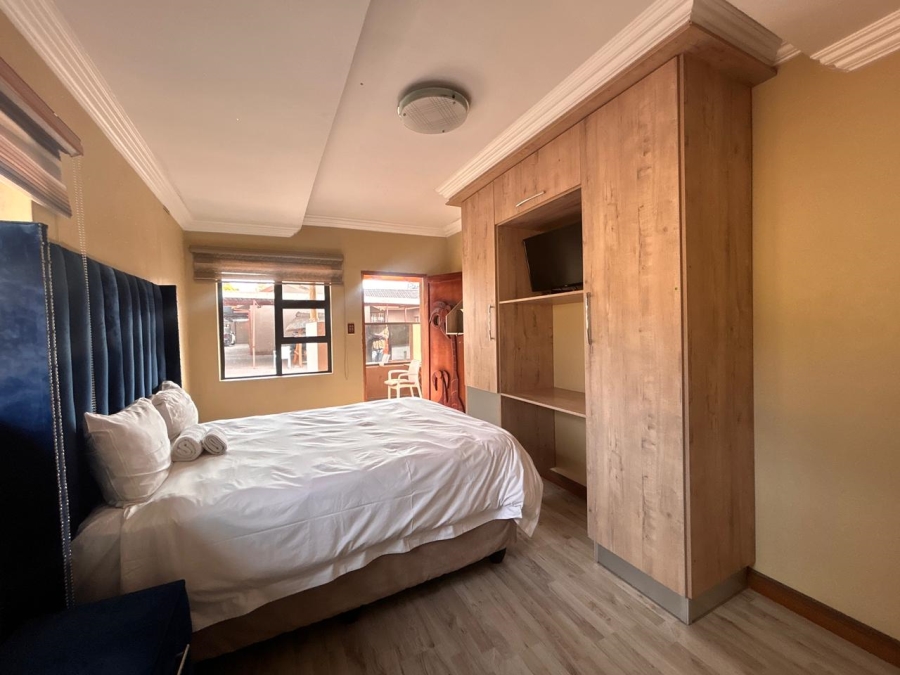 20 Bedroom Property for Sale in Vanderbijlpark SE 7 Gauteng