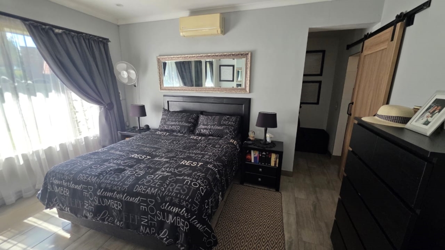 6 Bedroom Property for Sale in Doornpoort Gauteng