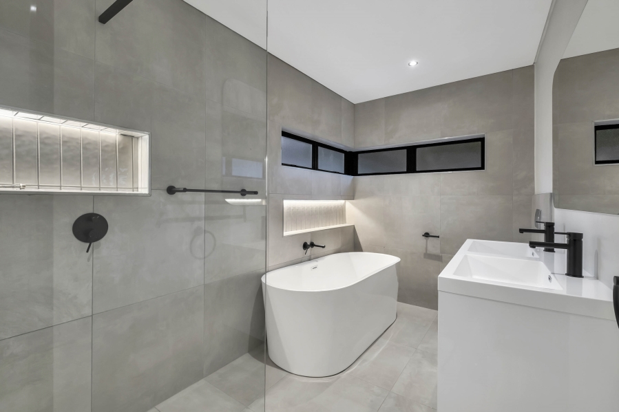 3 Bedroom Property for Sale in Linden Gauteng