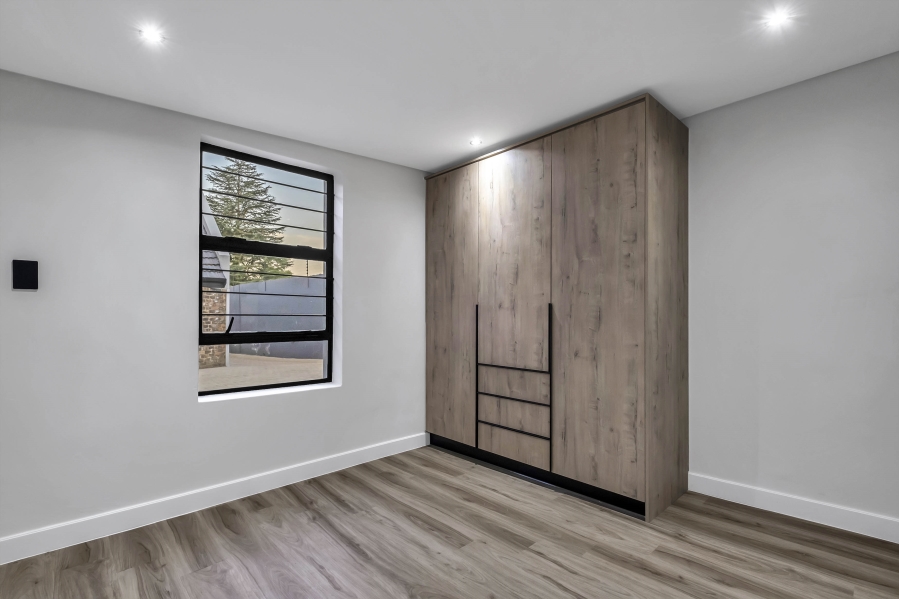 3 Bedroom Property for Sale in Linden Gauteng