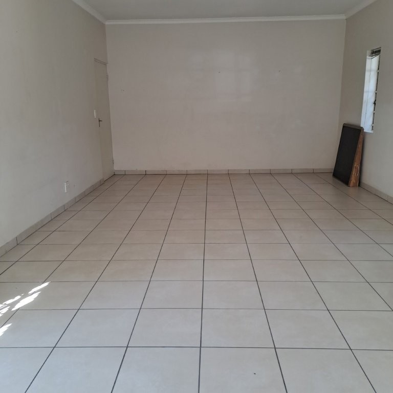 To Let 2 Bedroom Property for Rent in Highlands North Gauteng
