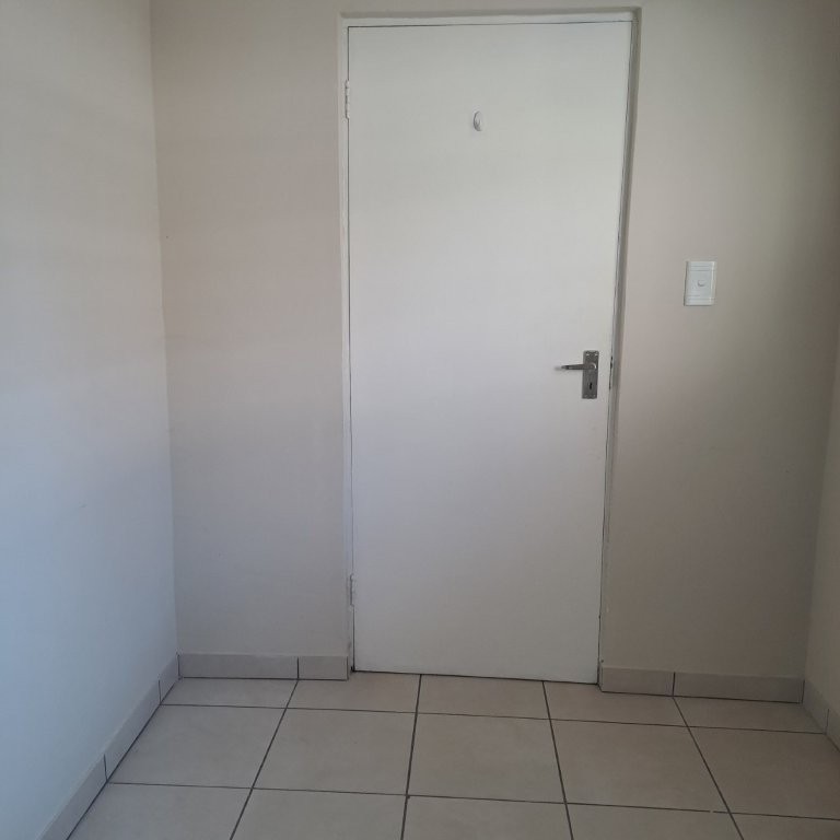 To Let 2 Bedroom Property for Rent in Highlands North Gauteng