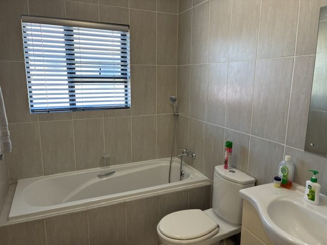 3 Bedroom Property for Sale in Edenvale Central Gauteng