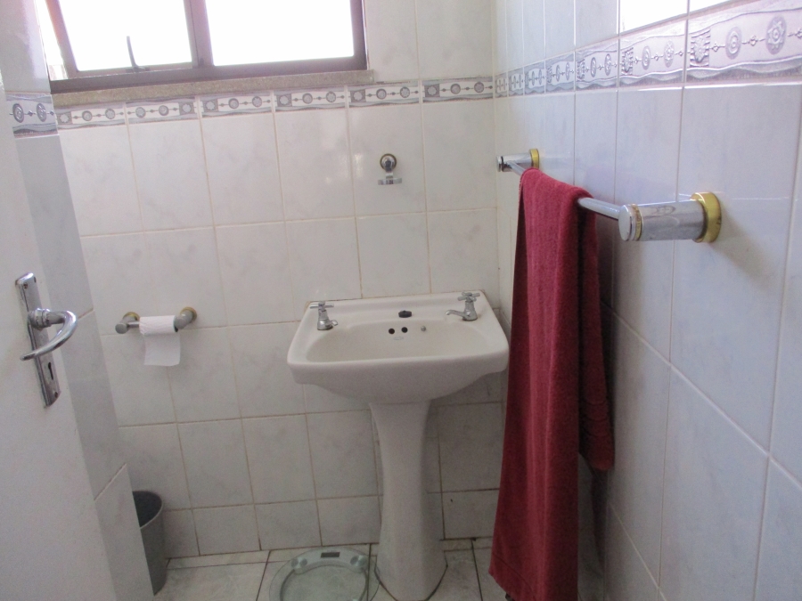 3 Bedroom Property for Sale in Lindhaven Gauteng