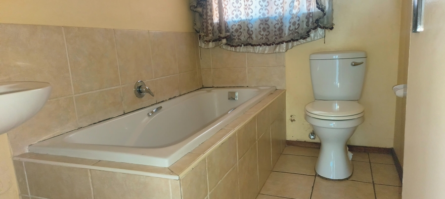 3 Bedroom Property for Sale in Protea Glen Gauteng