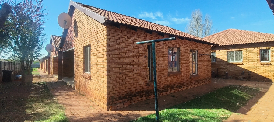 3 Bedroom Property for Sale in Protea Glen Gauteng