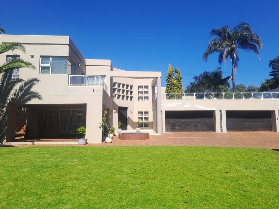 7 Bedroom Property for Sale in Observatory Gauteng