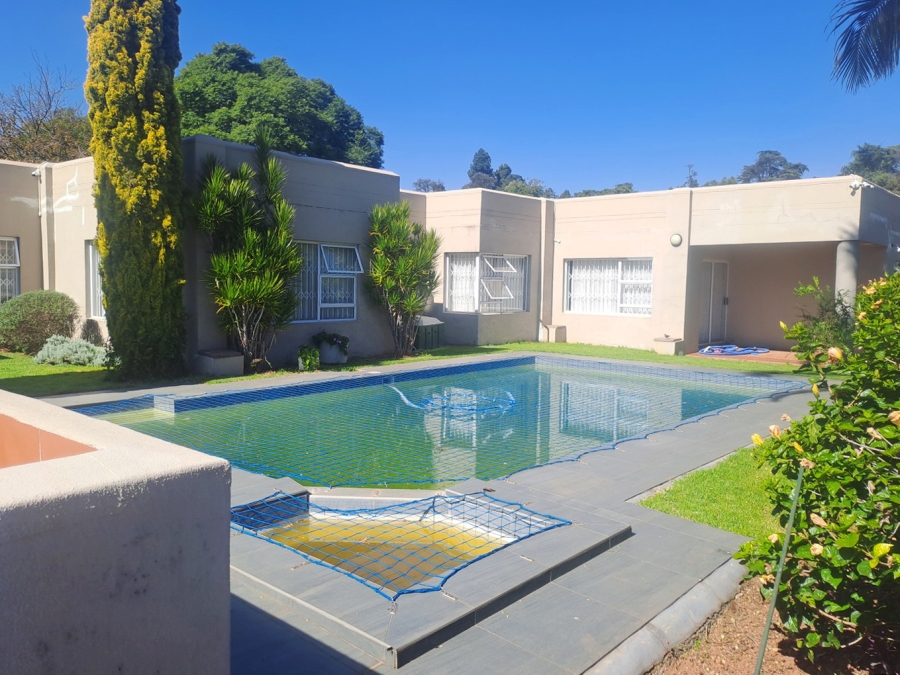 7 Bedroom Property for Sale in Observatory Gauteng