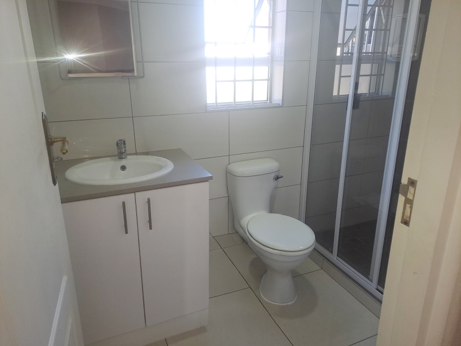 7 Bedroom Property for Sale in Observatory Gauteng