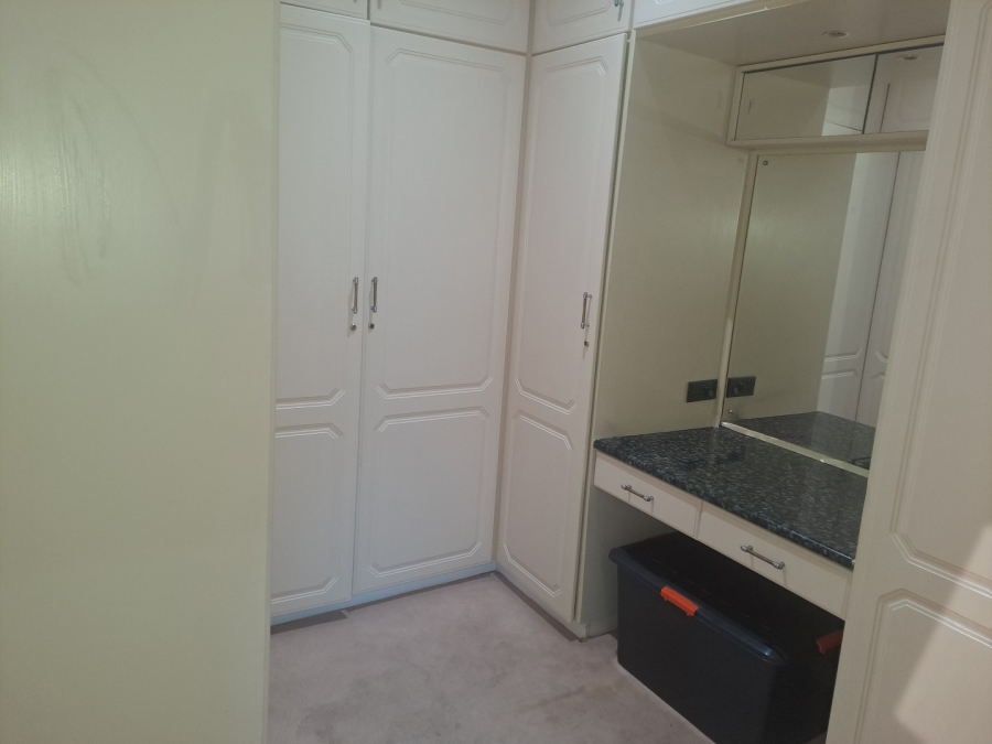 7 Bedroom Property for Sale in Observatory Gauteng