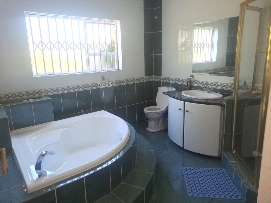 7 Bedroom Property for Sale in Observatory Gauteng