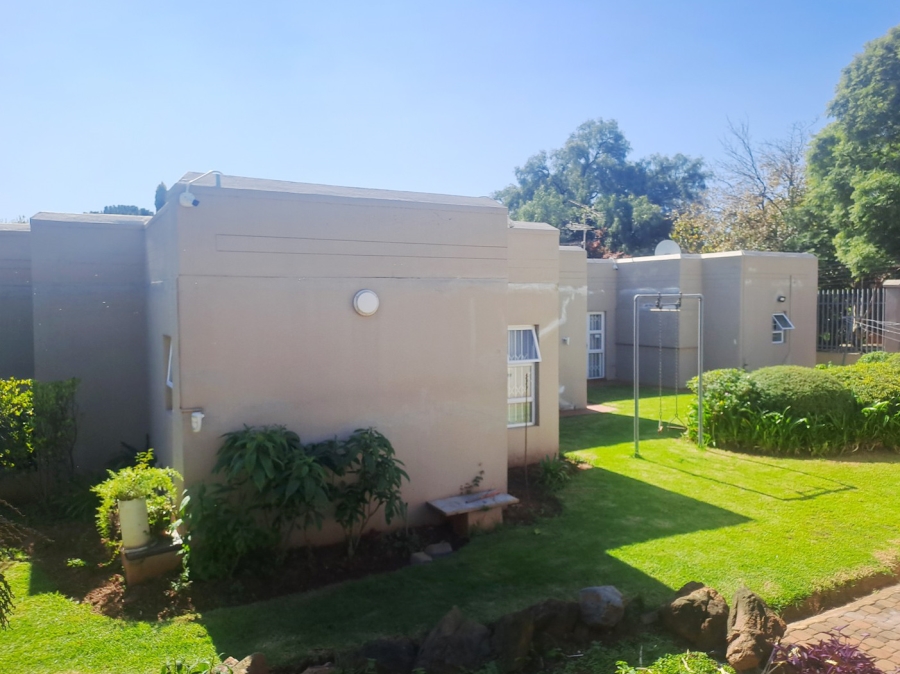 7 Bedroom Property for Sale in Observatory Gauteng