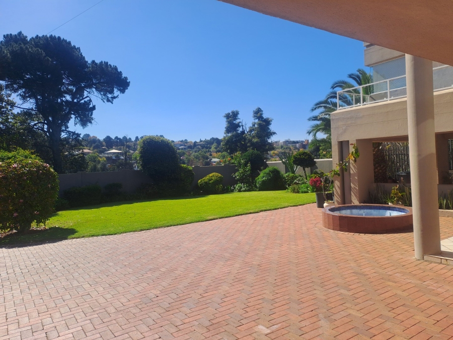 7 Bedroom Property for Sale in Observatory Gauteng