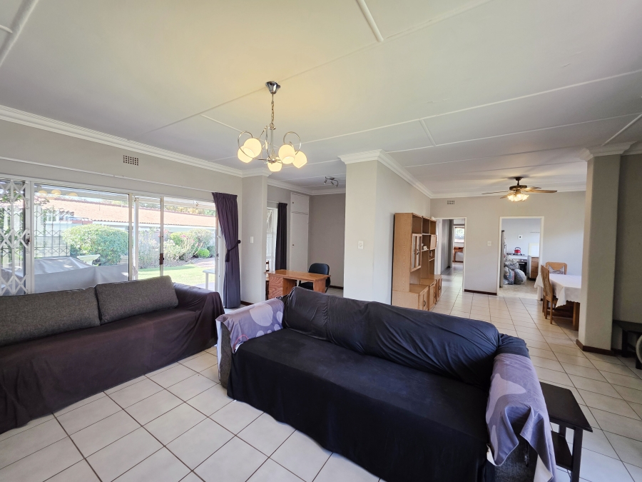 3 Bedroom Property for Sale in Robindale Gauteng