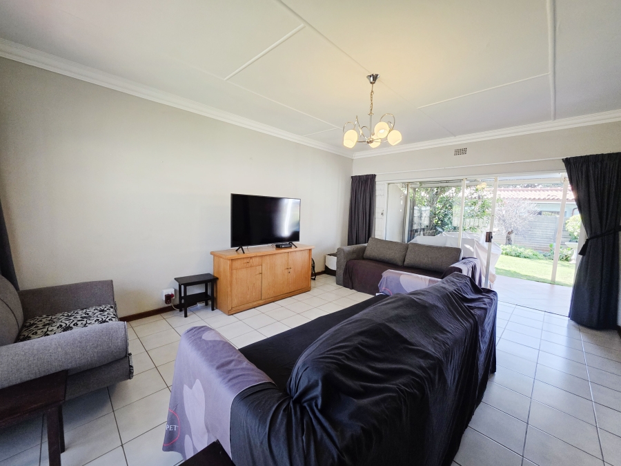 3 Bedroom Property for Sale in Robindale Gauteng
