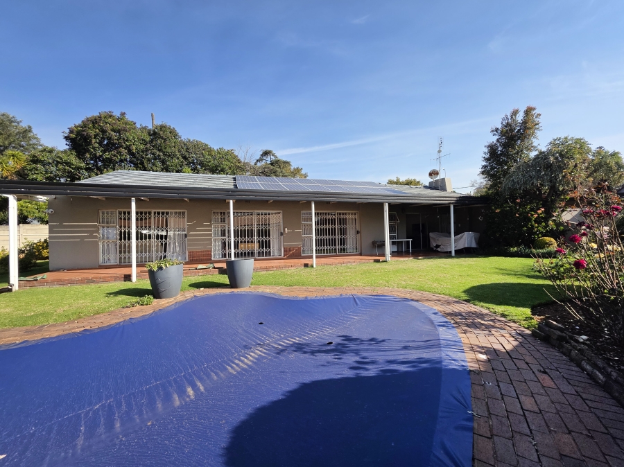 3 Bedroom Property for Sale in Robindale Gauteng