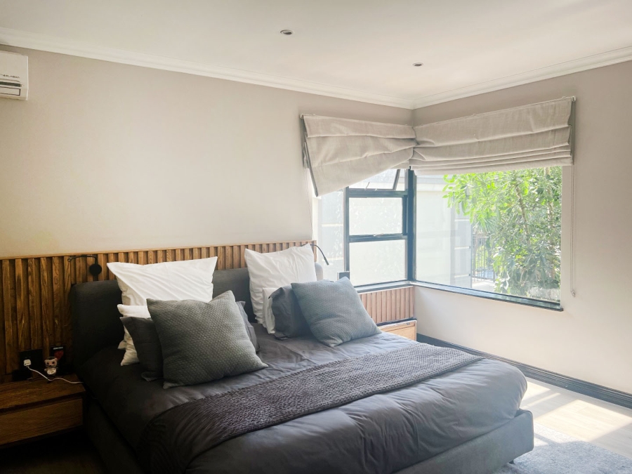 To Let 4 Bedroom Property for Rent in Khyber Rock Gauteng