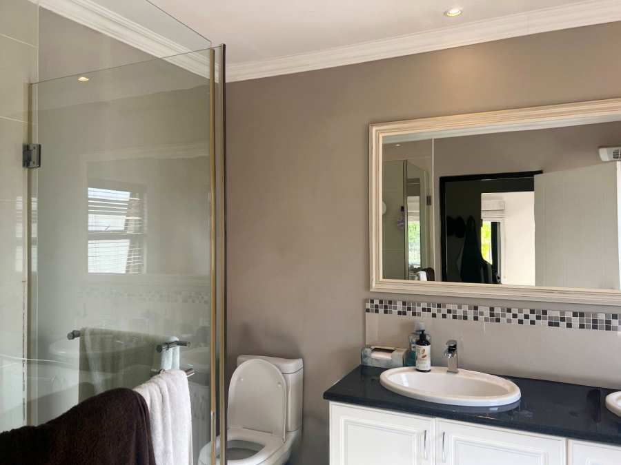 To Let 4 Bedroom Property for Rent in Khyber Rock Gauteng