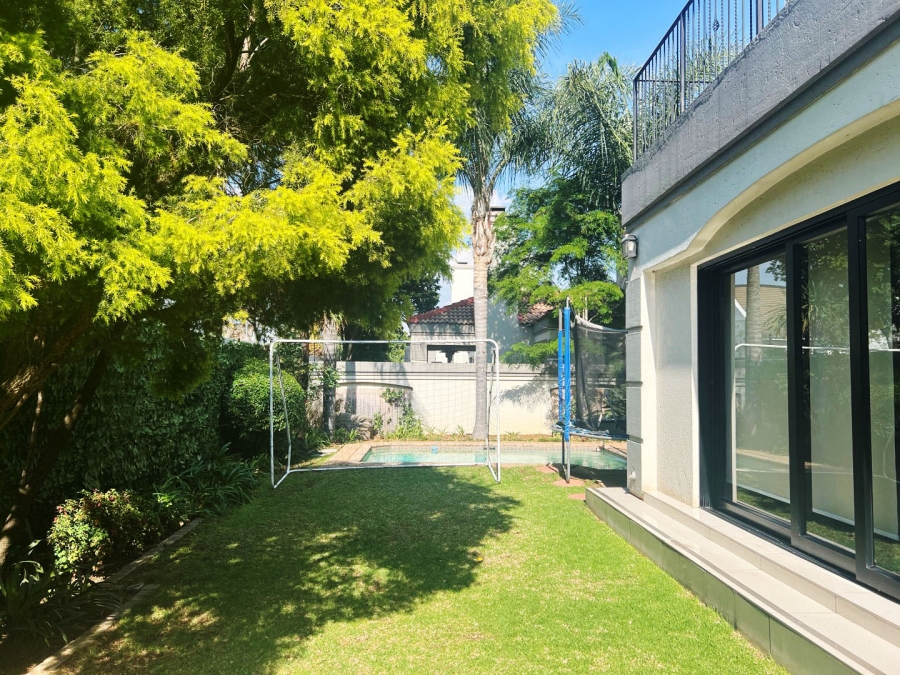 To Let 4 Bedroom Property for Rent in Khyber Rock Gauteng