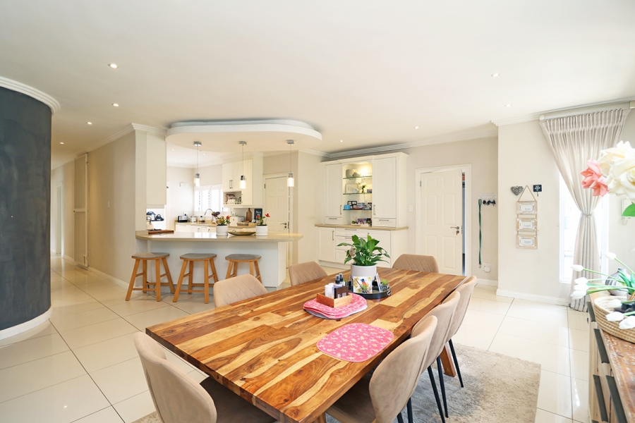 3 Bedroom Property for Sale in Bryanston Gauteng