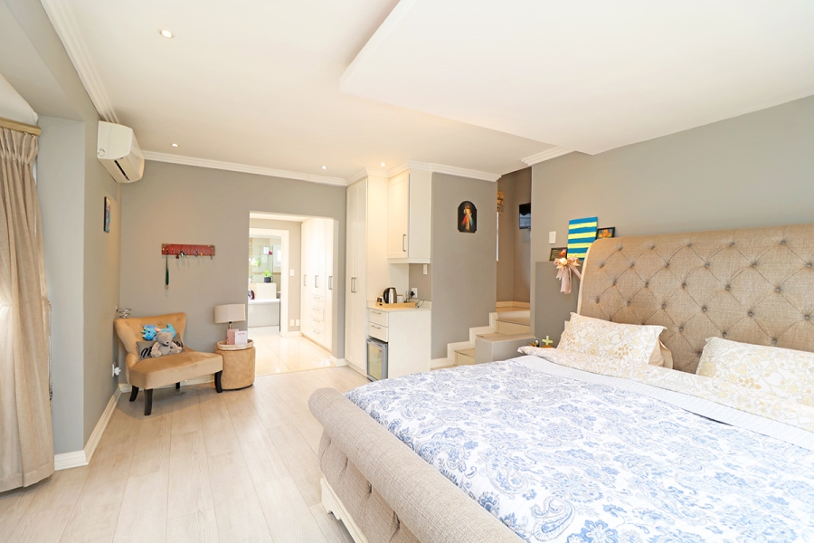 3 Bedroom Property for Sale in Bryanston Gauteng