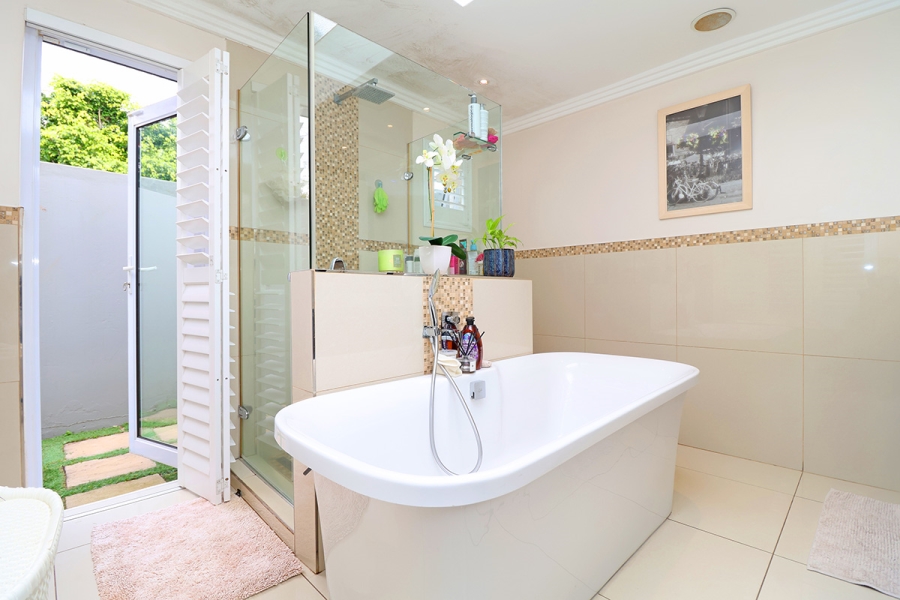 3 Bedroom Property for Sale in Bryanston Gauteng