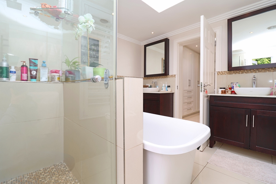 3 Bedroom Property for Sale in Bryanston Gauteng