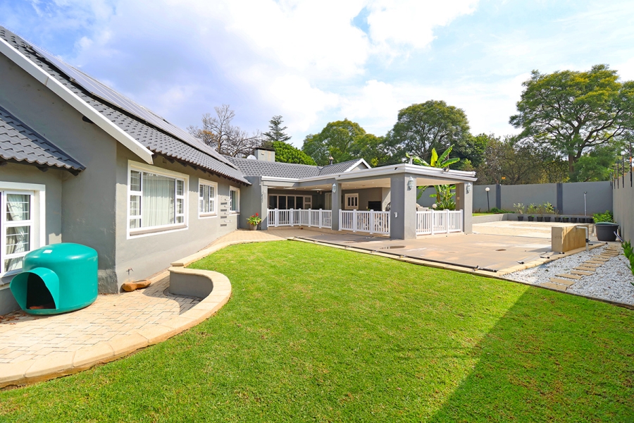 3 Bedroom Property for Sale in Bryanston Gauteng