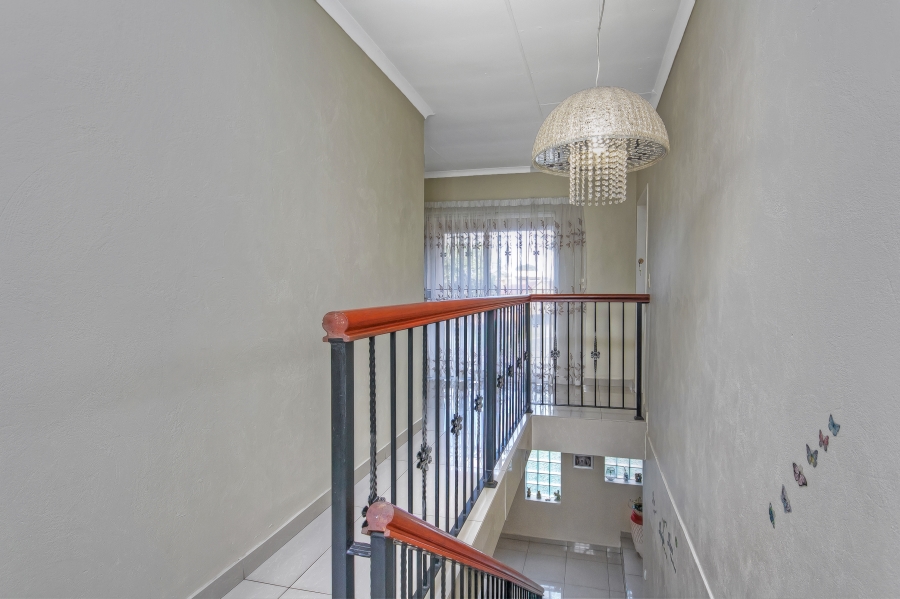 7 Bedroom Property for Sale in Elandspark Gauteng