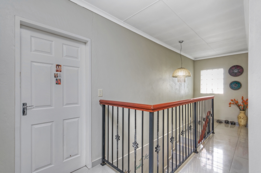 7 Bedroom Property for Sale in Elandspark Gauteng