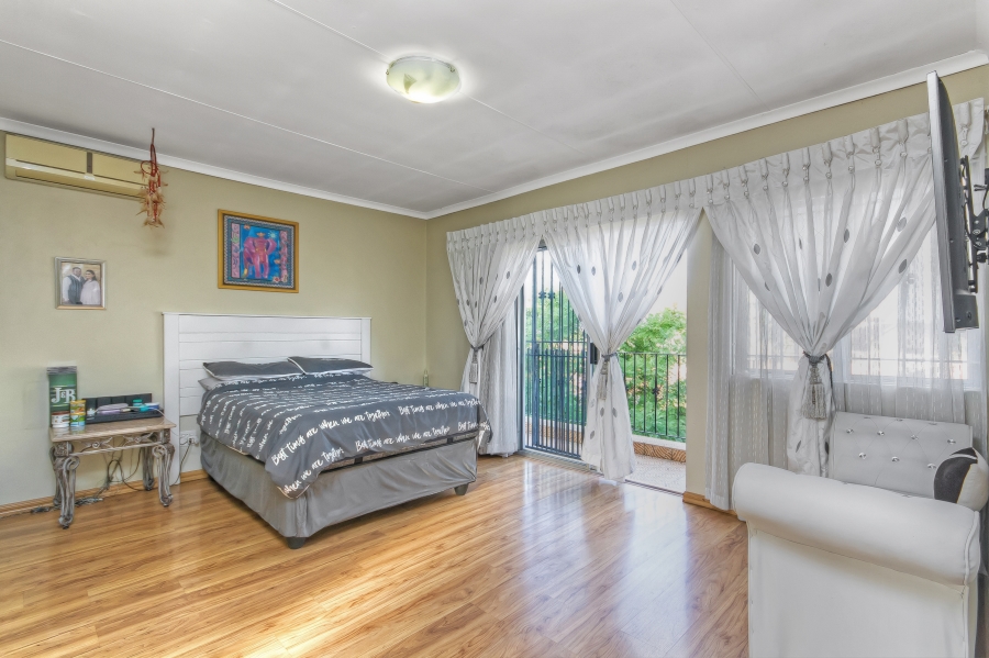 7 Bedroom Property for Sale in Elandspark Gauteng