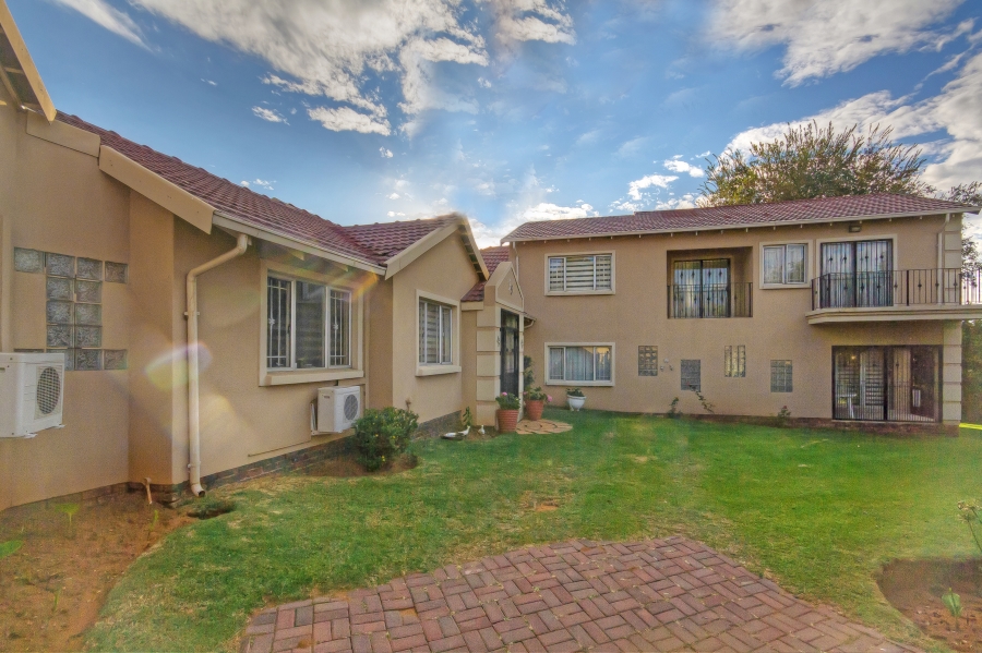 7 Bedroom Property for Sale in Elandspark Gauteng