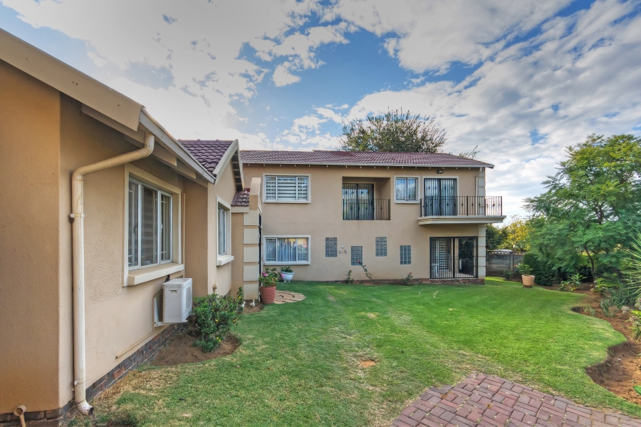7 Bedroom Property for Sale in Elandspark Gauteng