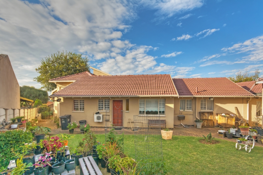 7 Bedroom Property for Sale in Elandspark Gauteng