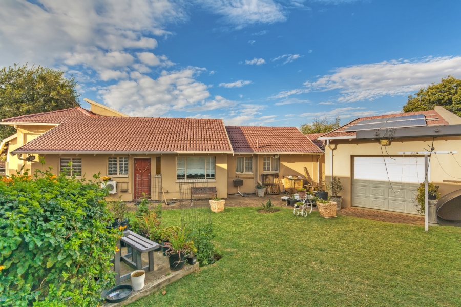7 Bedroom Property for Sale in Elandspark Gauteng