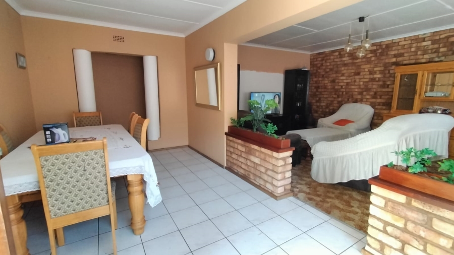 4 Bedroom Property for Sale in Randgate Gauteng