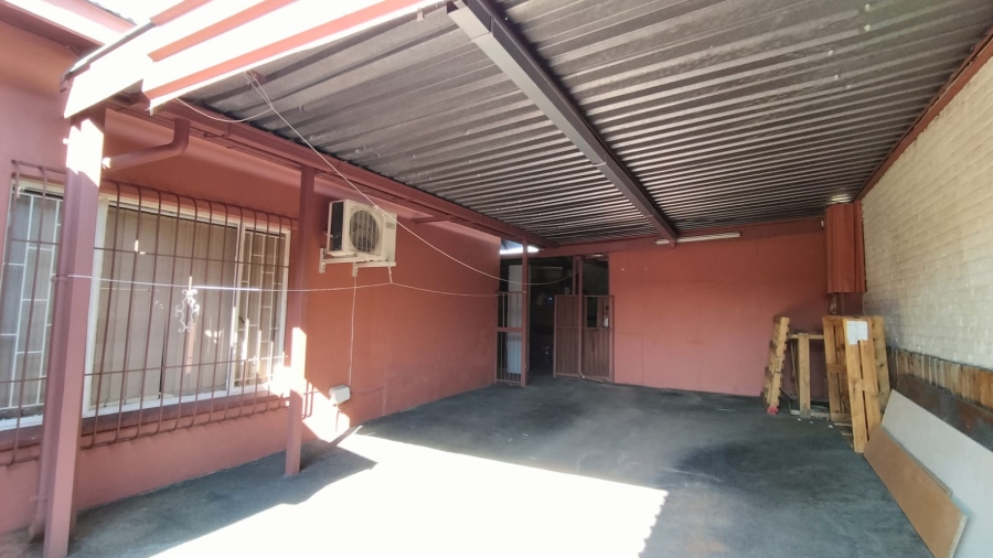 4 Bedroom Property for Sale in Randgate Gauteng