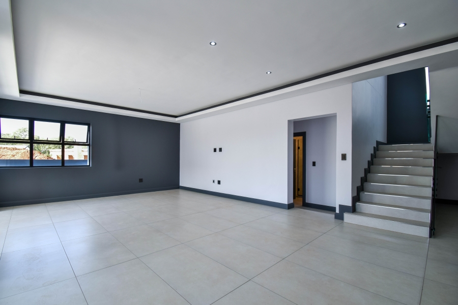 5 Bedroom Property for Sale in Fountainbrook Estate Gauteng