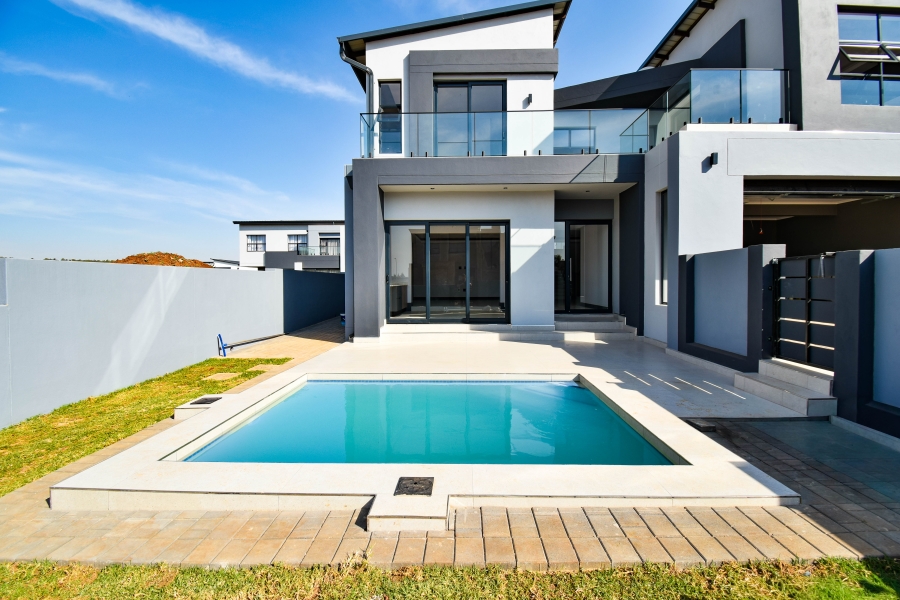 5 Bedroom Property for Sale in Fountainbrook Estate Gauteng