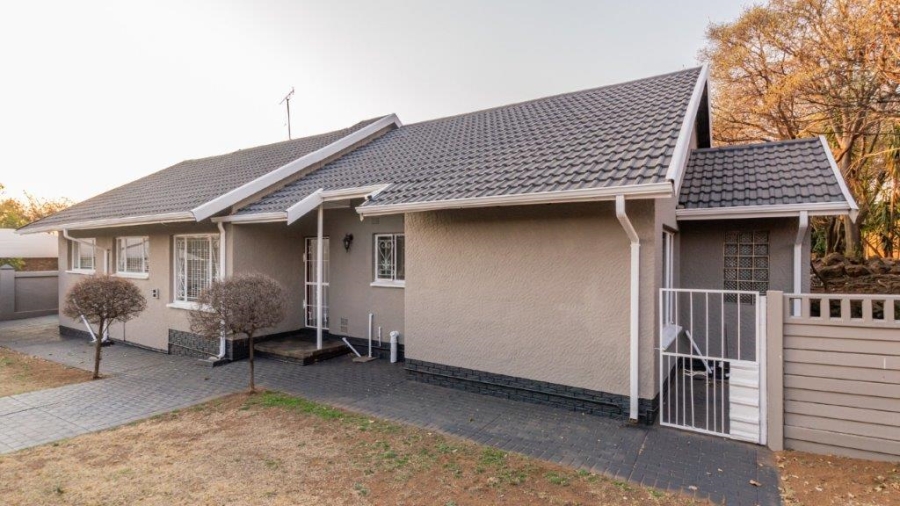 3 Bedroom Property for Sale in Albemarle Ext 2 Gauteng