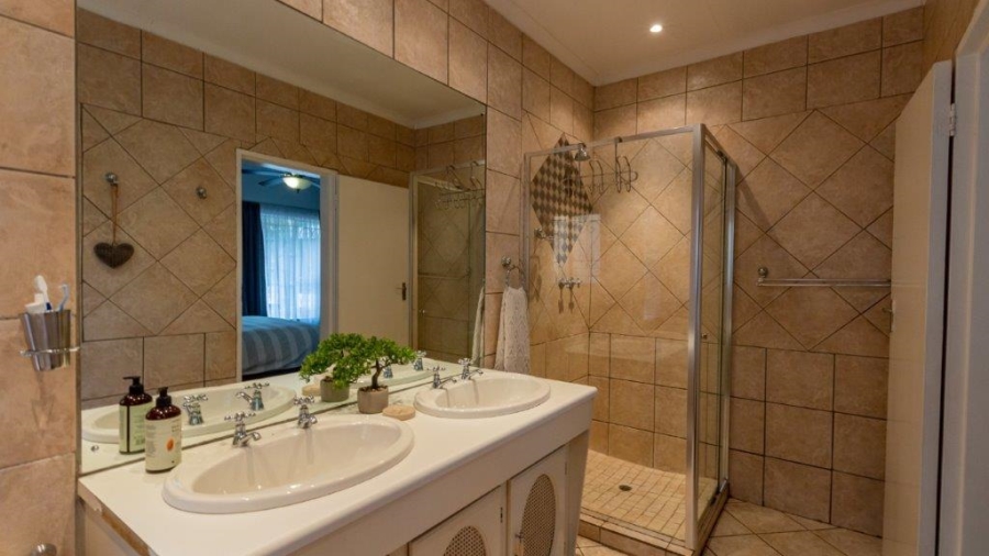 3 Bedroom Property for Sale in Albemarle Ext 2 Gauteng