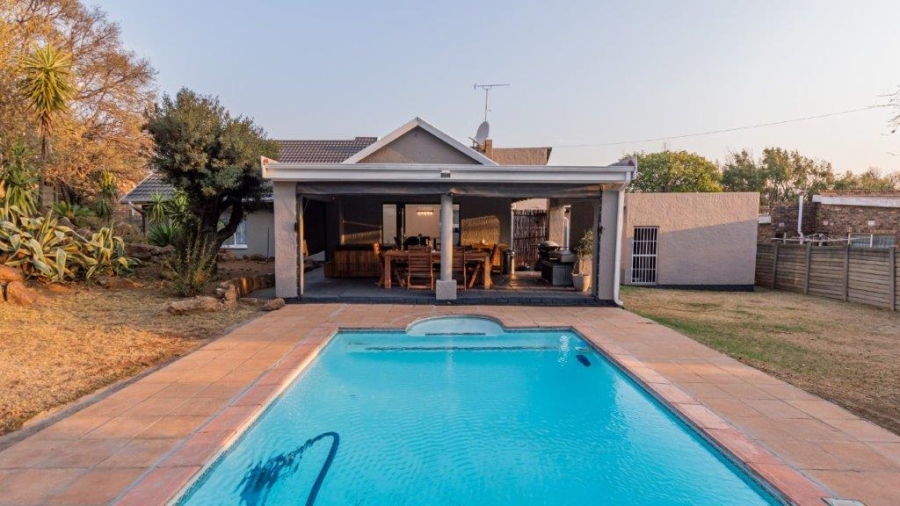 3 Bedroom Property for Sale in Albemarle Ext 2 Gauteng