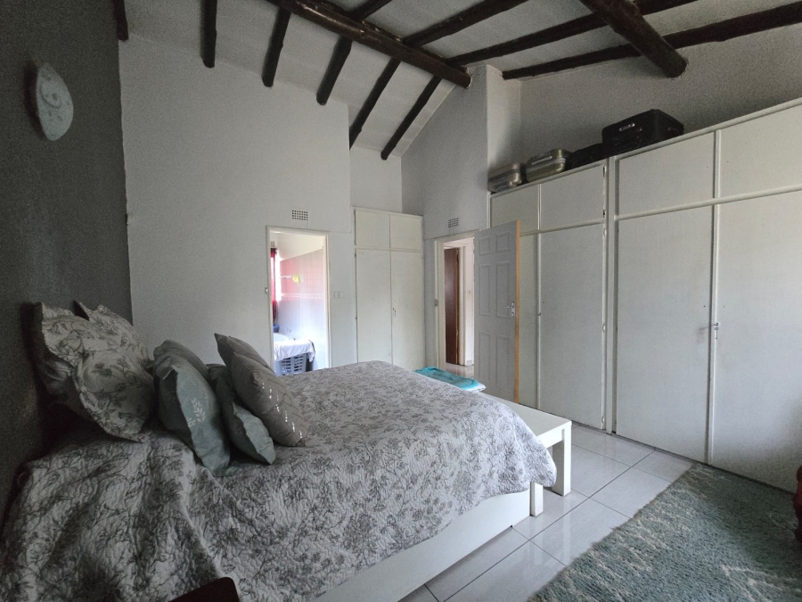 4 Bedroom Property for Sale in Verwoerdpark Gauteng