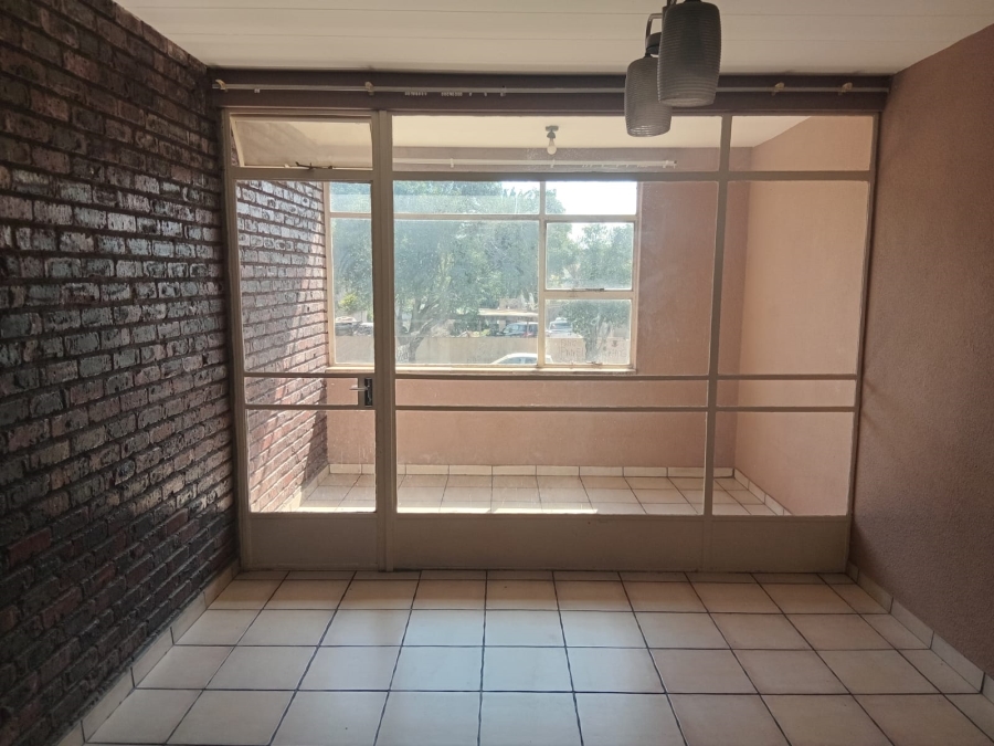 1 Bedroom Property for Sale in Germiston South Gauteng