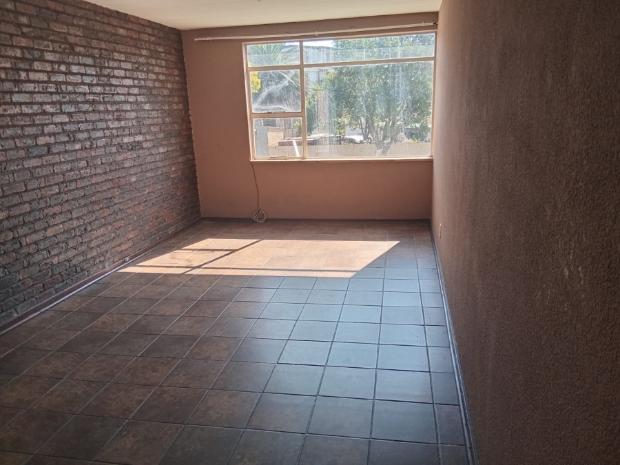 1 Bedroom Property for Sale in Germiston South Gauteng