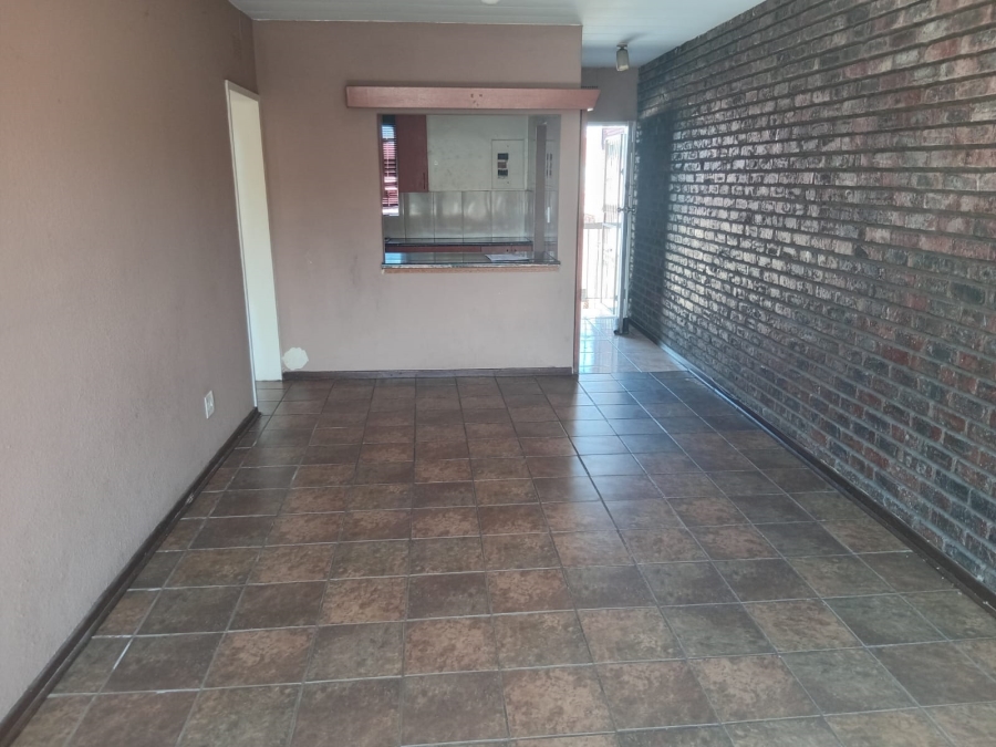 1 Bedroom Property for Sale in Germiston South Gauteng